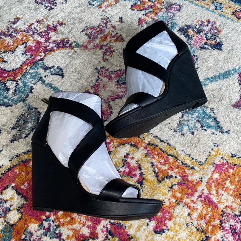 BRAND NEW Jessica Simpson Wedges